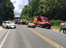 Bombeiros atenderam &agrave; ocorr&ecirc;ncia