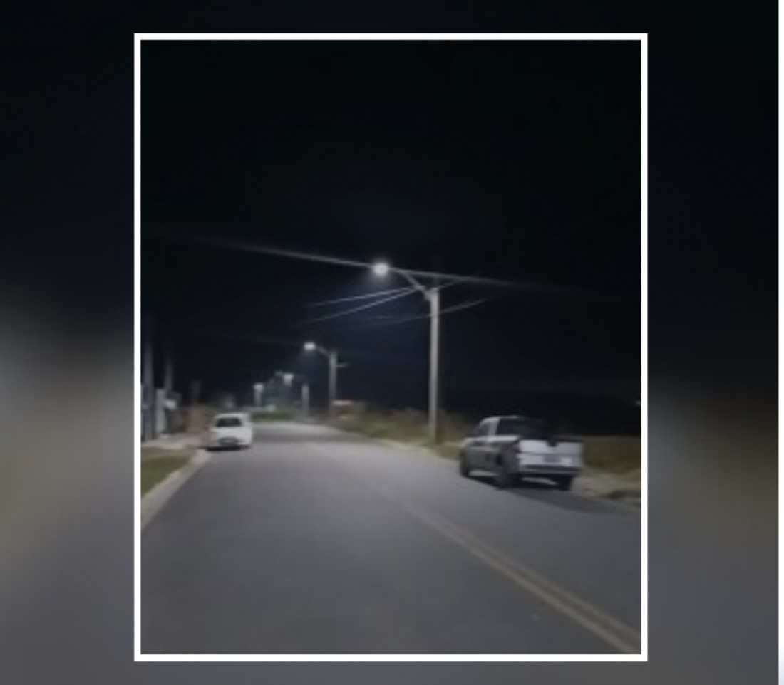 A troca das lâmpadas ocorreu na segunda-feira, dia 9