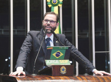 Ju&iacute;zes, por unanimidade, confirmaram a elei&ccedil;&atilde;o do senador catarinense