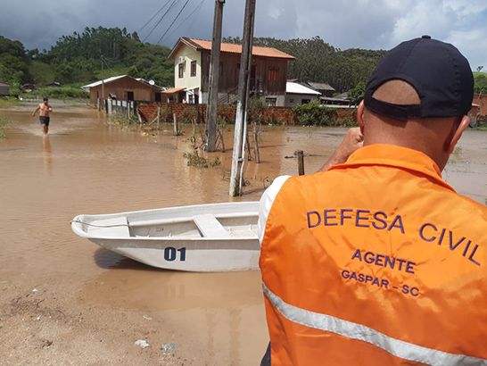 Defesa Civil de Gaspar vai simular o atendimento a pessoas em meio a uma enchente