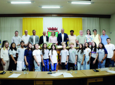 Solenidade reuniu autoridades e familiares 