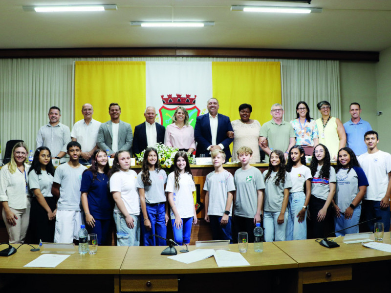 Solenidade reuniu autoridades e familiares 