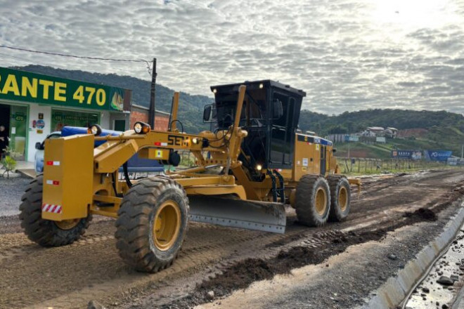 Os trabalhos abrangem diferentes bairros do munic&iacute;pio e incluem diversos servi&ccedil;os 