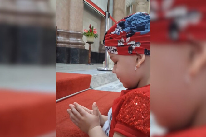 A menina faz tratamento contra o c&acirc;ncer