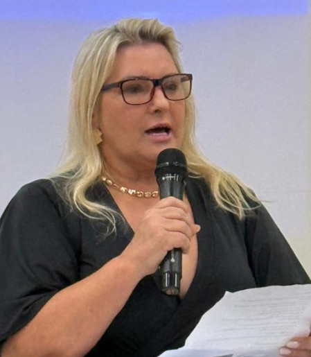 Neuza Tomio, presidente da CDL