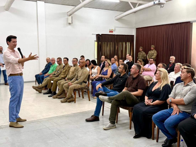 O deputado Gilson destacou a relev&acirc;ncia de Gaspar no cen&aacute;rio estadual