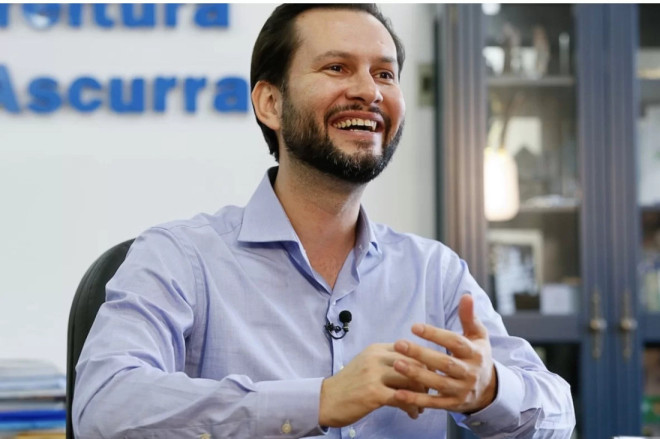 Prefeito de Ascurra Ar&atilde;o Josino