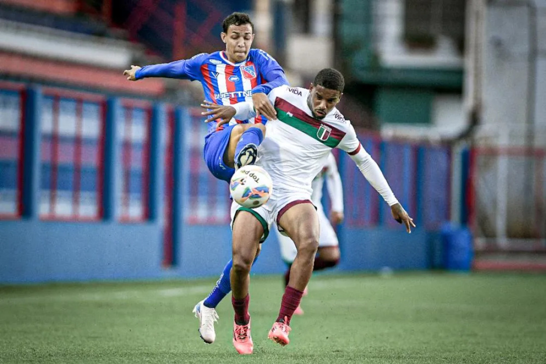 Blumenau estreia em Porto Alegre contra o São José