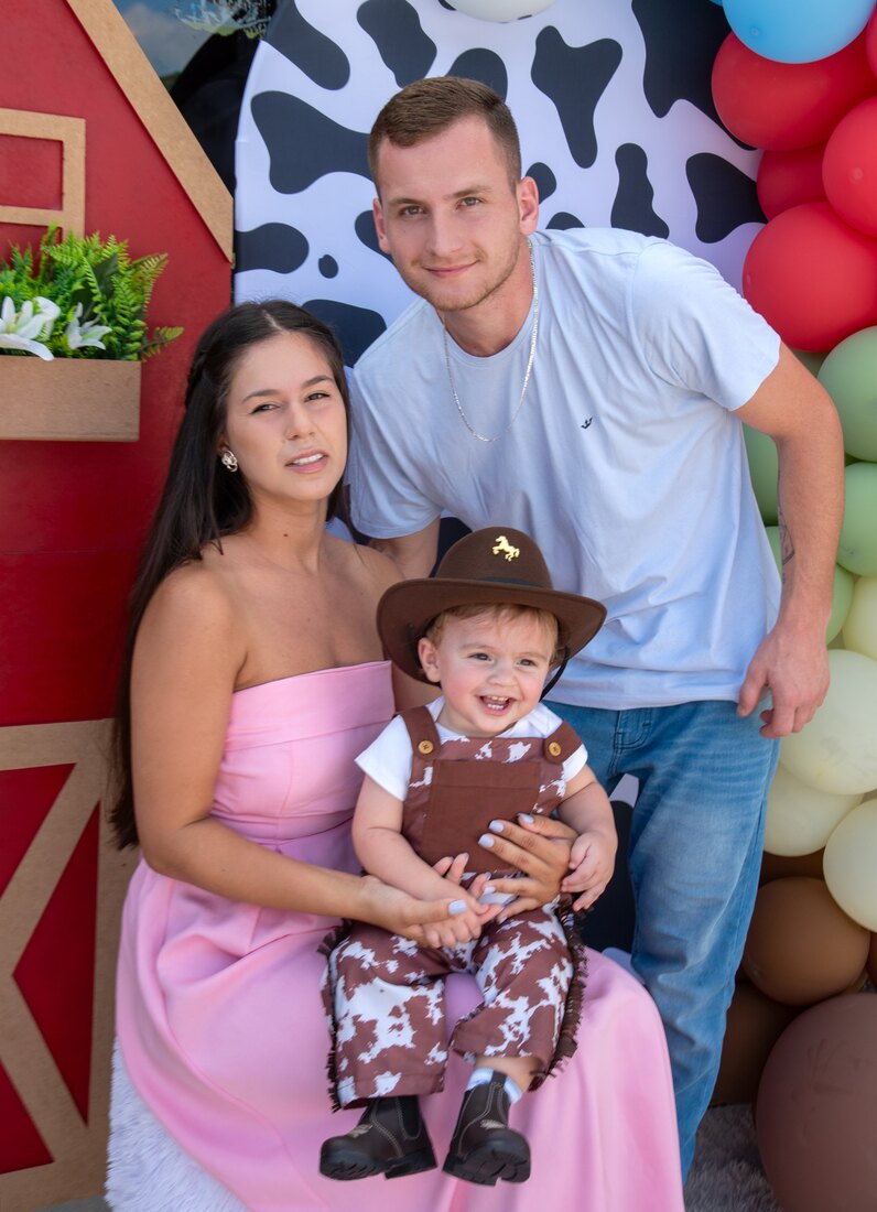  Arthur R. Reichert com os pais, Igor e Ariely