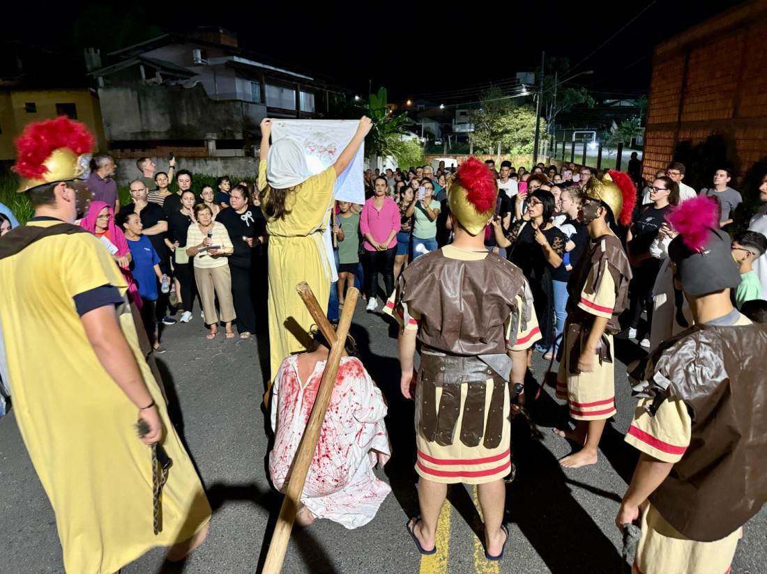 TEATRO GRUPO DE JOVENS