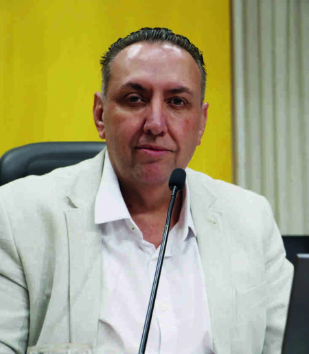 Exercendo o quinto mandado legislativo, Ciro Andr&eacute; Quintino (MDB), 53 anos, &eacute; o atual presidente do Legislativo Municipal, cargo que ocupa tamb&eacute;m pela quinta vez. Ciro &eacute; pr&eacute;-candidato &agrave; C&acirc;mara Federal