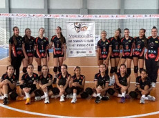 V&ocirc;lei Sub-14 garantiu vaga para o regional