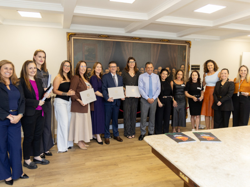 Mo&ccedil;&atilde;o reconheceU atua&ccedil;&atilde;o da entidade na amplia&ccedil;&atilde;o da presen&ccedil;a feminina no varejo catarinense por meio da CDL Mulher.