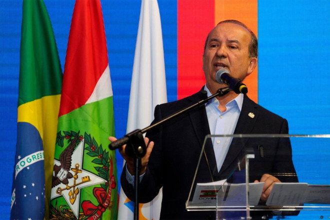 Jorginho vir&aacute; para assinatura do contrato com a Funda&ccedil;&atilde;o Hospitalar de Blumenau