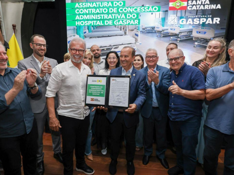 Al&eacute;m de assinatura do contrato, governador anunciou recursos para manuten&ccedil;&atilde;o da institui&ccedil;&atilde;o hospitalar gasparense