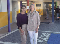 A diretora-adjunta Lorena Zimmermann (&agrave; esquerda) e a diretora Juliana Maba 