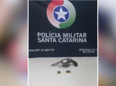 Arma utilizada no crime foi apreendida pela Pol&iacute;cia Militar
