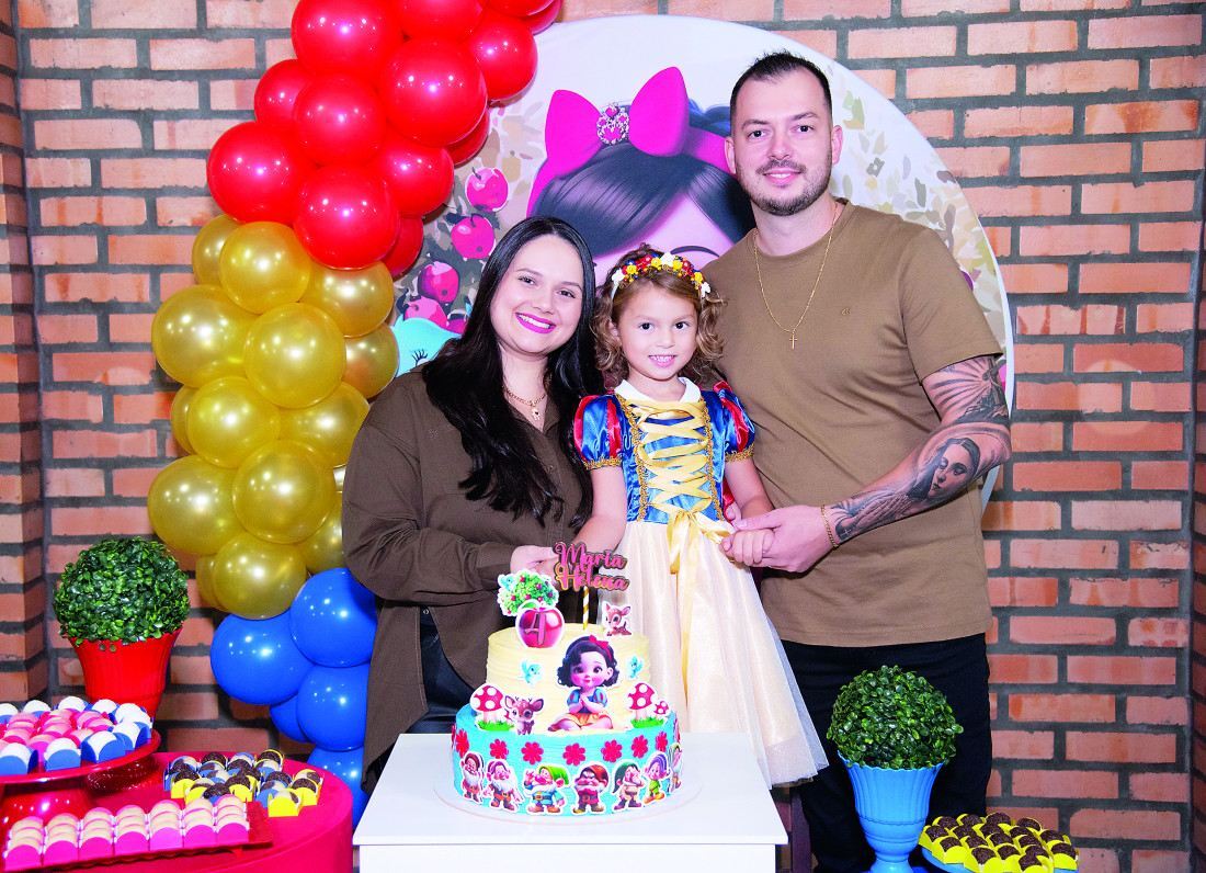 Maria Helena celebrou seus 4 aninhos em uma linda festa realizada no dia 09