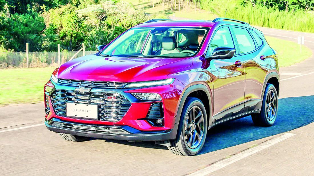 A chegada do Sonic, apresentado na coluna da &uacute;ltima semana, "obrigou" a Chevrolet a mexer na gama do Tracker