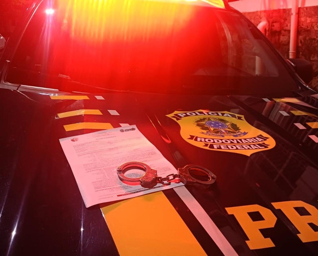 Polícia conseguiu impedir a fuga do suspeito