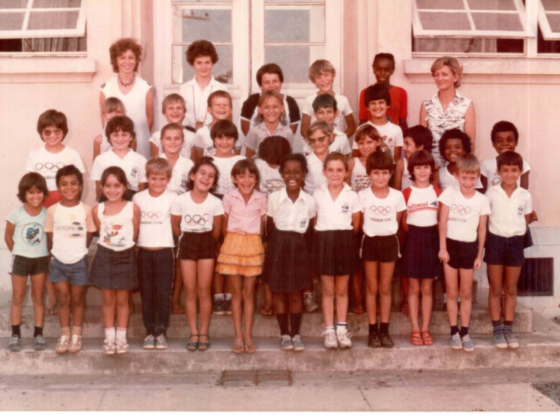 Turma de alunos nos anos 1980