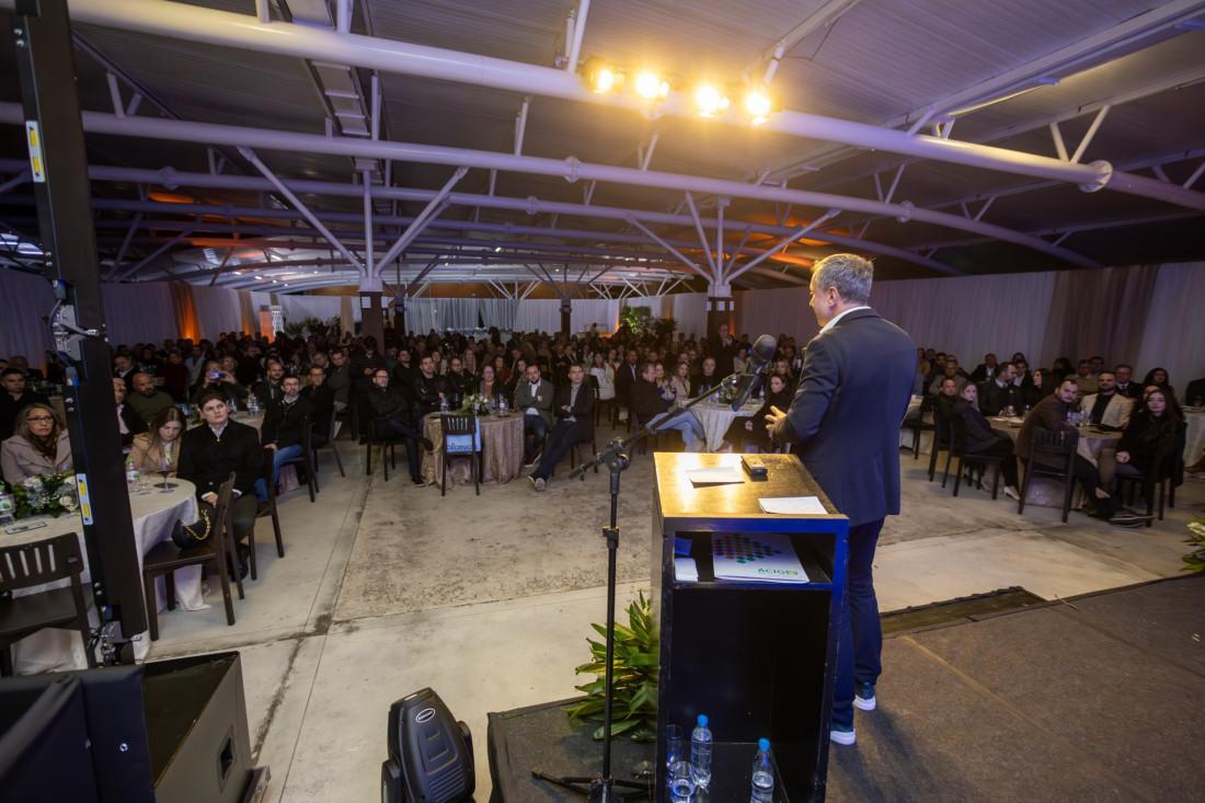 A premiação acontece na noite desta terça-feira, dia 16, no Restaurante Questão de Gosto. 
