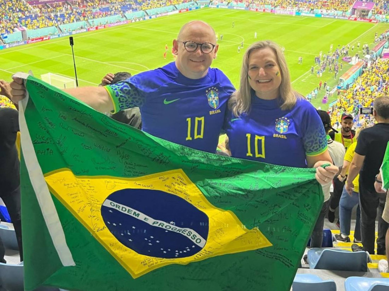 Binho e C&aacute;ssia: jogos da Sele&ccedil;&atilde;o Brasileira virou uma paix&atilde;o do casal
