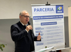 Eduardo Mendon&ccedil;a: ""Para n&oacute;s, a vinda desse posto do INSS para a nossa cidade &eacute; uma grande vit&oacute;ria"