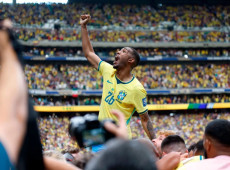 Rayan celebra classifica&ccedil;&atilde;o brasileira

