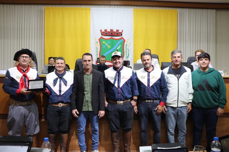O vereador Thimoti Deschamps (Uni&atilde;o) homenageou o CTG Cora&ccedil;&atilde;o do Vale