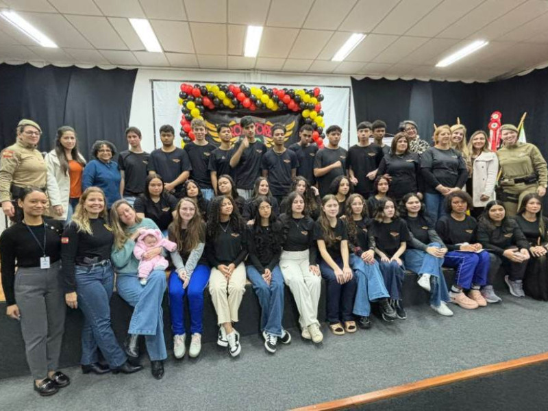 119 alunos das escolas estudais se formaram no projeto da PM de Gaspar