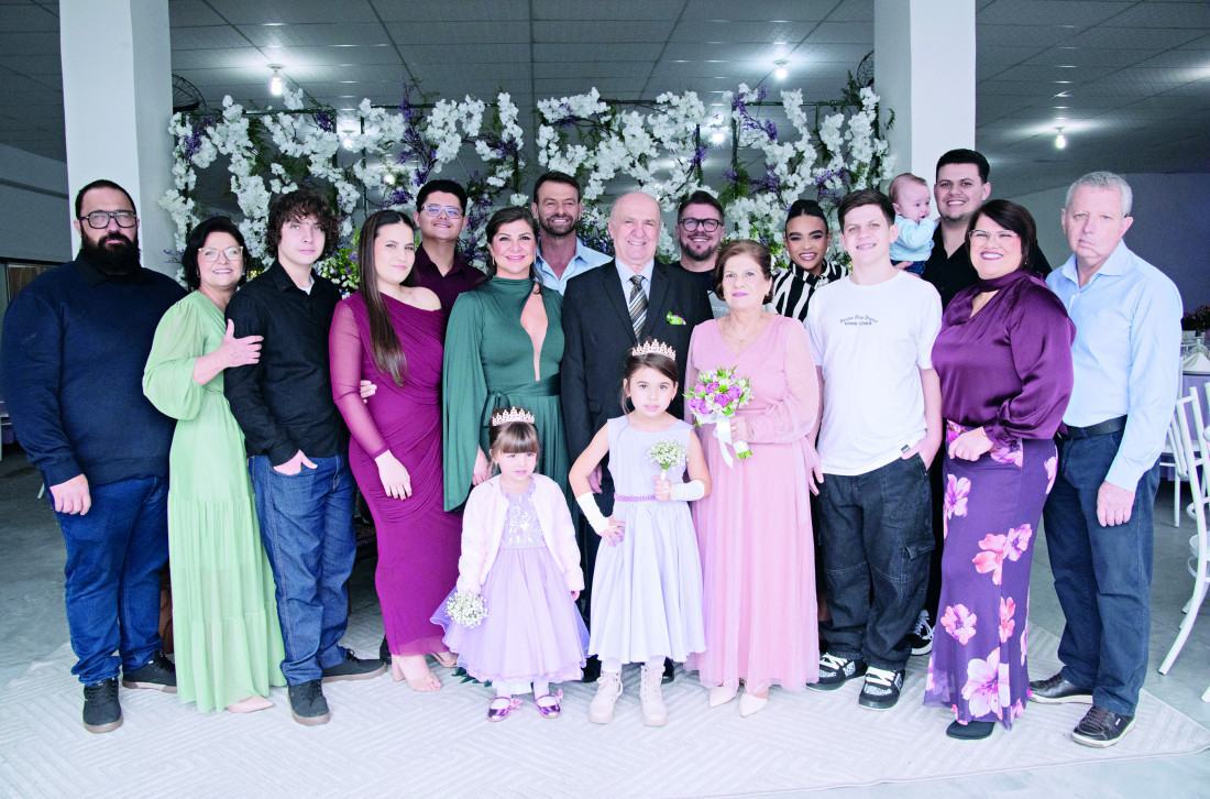 No dia 21 de junho, o casal Jaime Antonio Dallarosa e Hilda Dallarosa celebrou uma data memor&aacute;vel: 55 anos de casamento, as Bodas de Ametista.