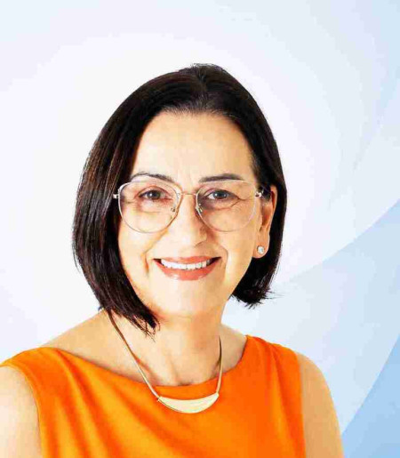 A empres&aacute;ria do ramo de moda &iacute;ntima, Maria Bernadete de Souza (NOVO), 64 anos, se lan&ccedil;ou pr&eacute;-candidata &agrave; C&acirc;mara Federal, mas acabou recuando e agora pretende disputar cadeira na Assembleia Legislativa 
