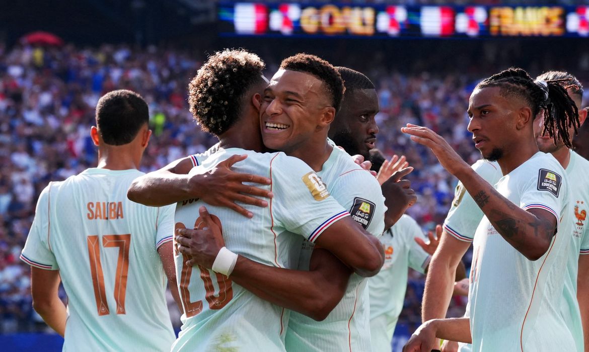 Após 36 anos, Copa volta a reunir apenas campeões nas semifinais 