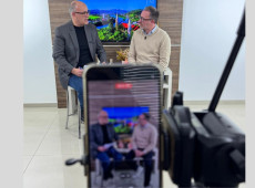 O comunicador Alexandre Jos&eacute; conversou com o coordenador de reda&ccedil;&atilde;o do JM, jornalista Alexandre Melo