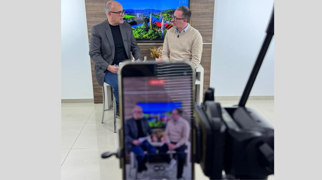 O comunicador Alexandre José conversou com o coordenador de redação do JM, jornalista Alexandre Melo