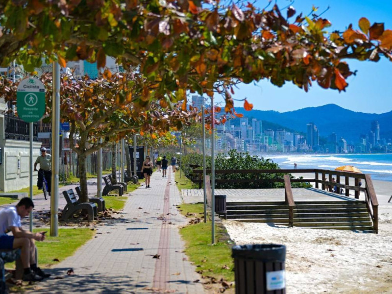 Calor fora de &eacute;poca vai dar lugar &agrave; frente fria e chuva nas pr&oacute;ximas horas