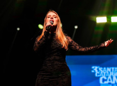Helo&iacute;se representar&aacute; Gaspar na pr&oacute;xima etapa da competi&ccedil;&atilde;o, que ser&aacute; realizada no dia 30 de agosto, &agrave;s 20h, no Teatro Ademir Rosa, no Centro Integrado de Cultura (CIC), em Florian&oacute;polis.