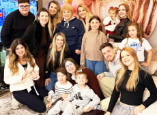 M&atilde;e de quatro filhos, L&iacute;dia viu sua fam&iacute;lia crescer ao longo de d&eacute;cadas. 