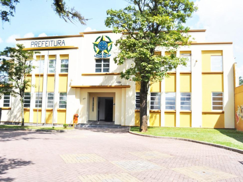 Duas novas secretarias ser&atilde;o criadas e uma terceira desmembrada