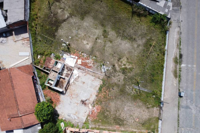 A &aacute;rea foi doada pela Associa&ccedil;&atilde;o de Moradores da Rua S&atilde;o Pedro (AMBSP) com a finalidade exclusiva de receber a nova unidade de educa&ccedil;&atilde;o infantil.
