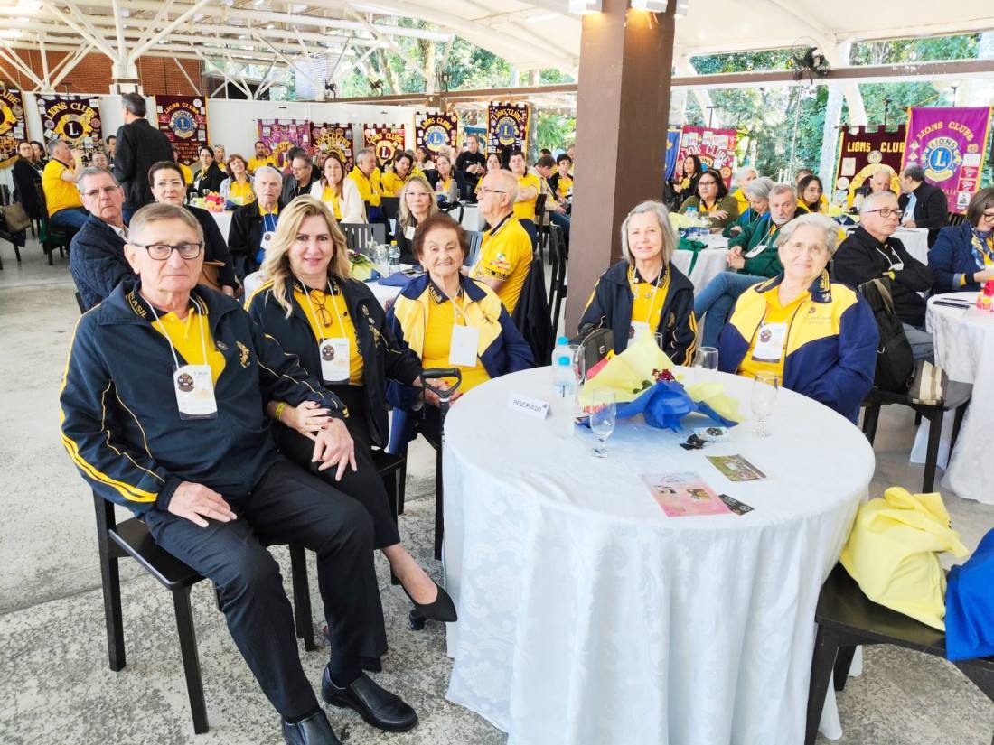 Companheiros do Lions Clube Gaspar