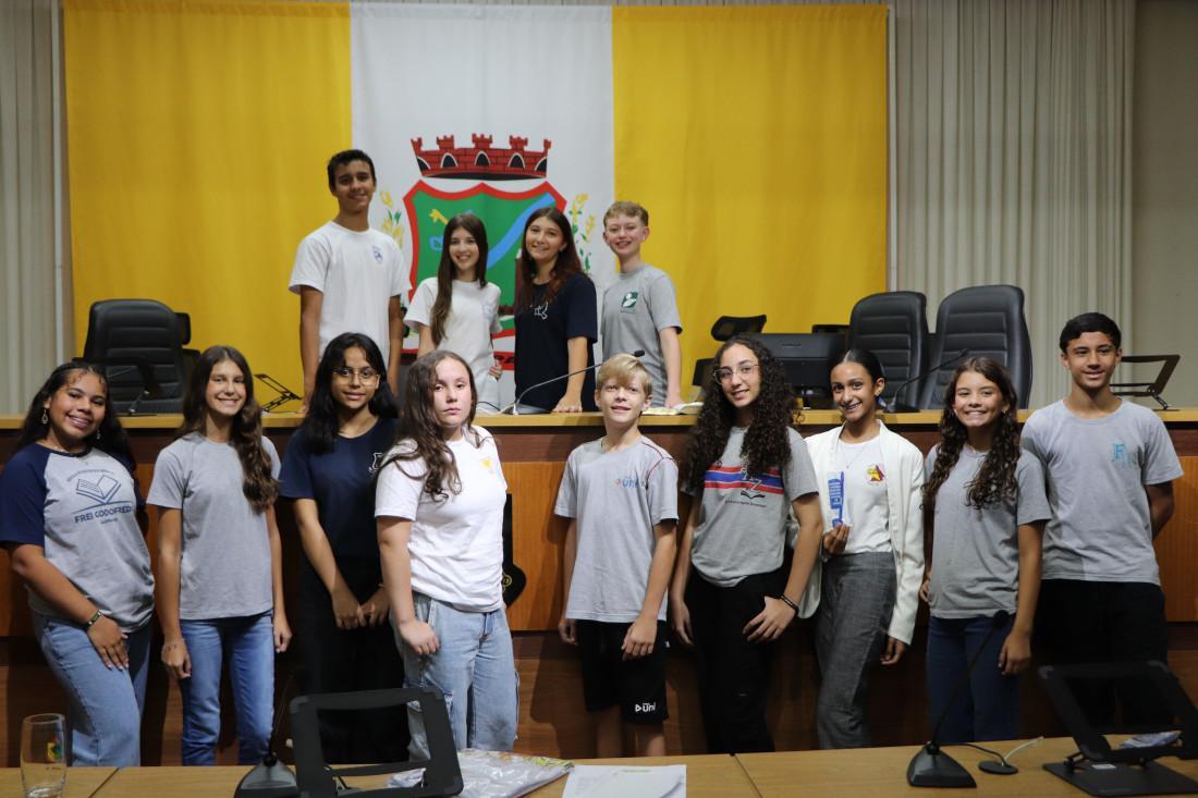 A sessão marca o inicio dos trabalhos do segundo semestre do programa