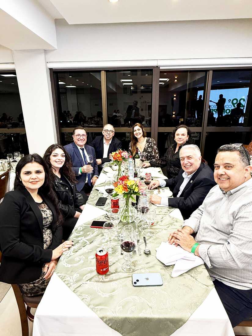 Jantar entre os congressistas