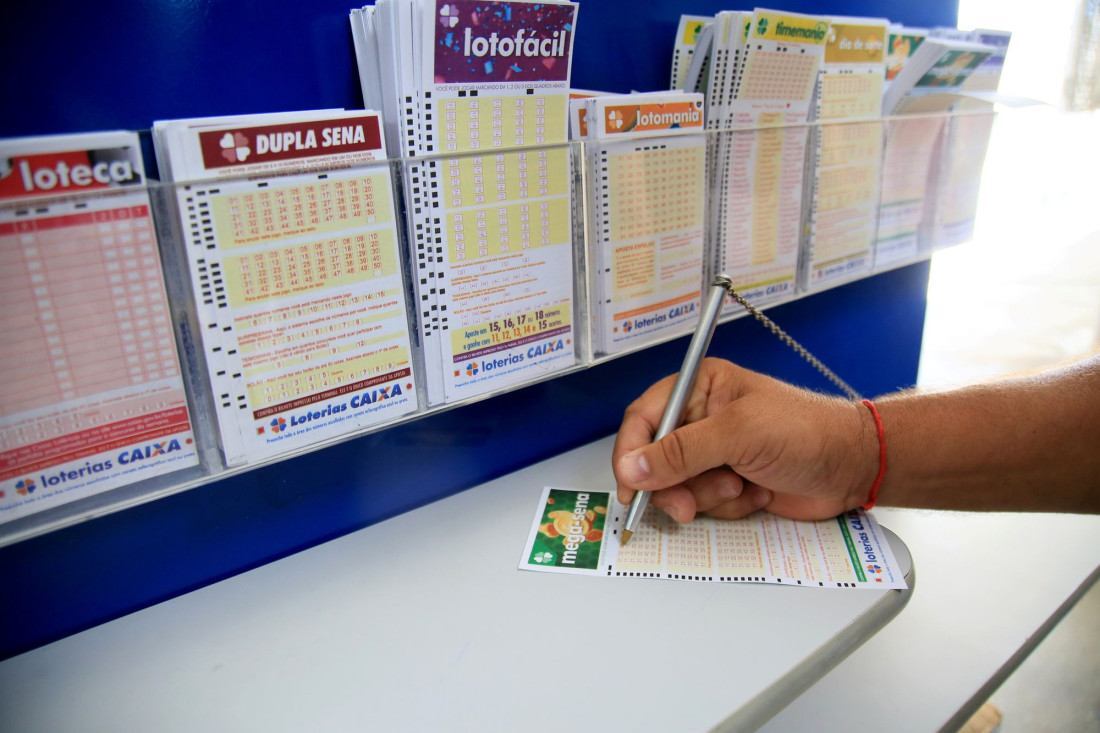 Apostadores veem as loterias da Caixa como uma oportunidade de melhorar de vida
