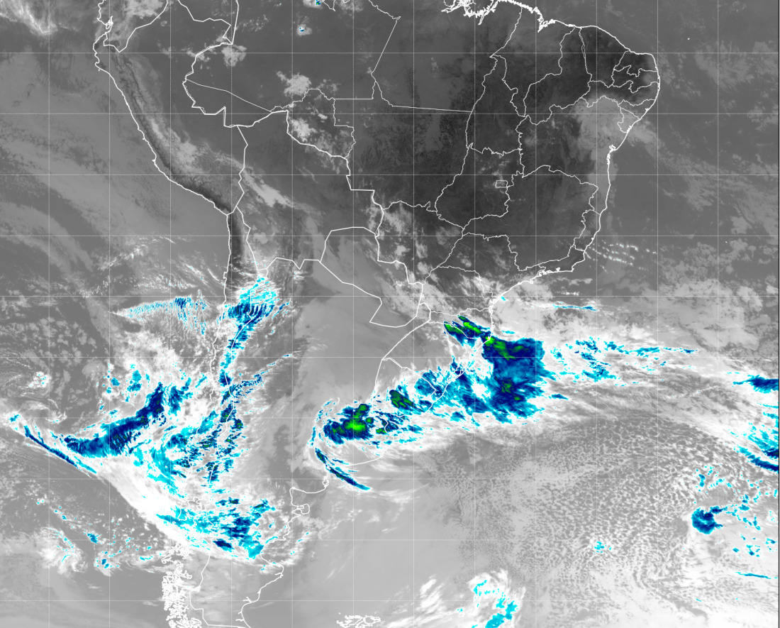 Área mais clara mostra o avanço da frente fria sobre o sul do país