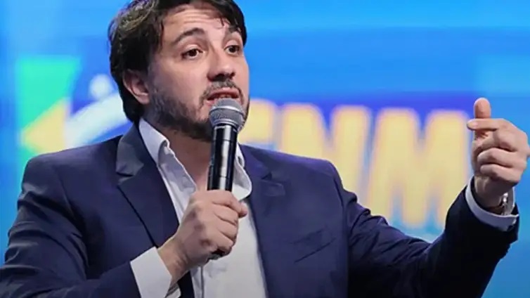 Renan Santos na oficializa&ccedil;&atilde;o de sua candidatura &agrave; Presid&ecirc;ncia da Rep&uacute;blica 