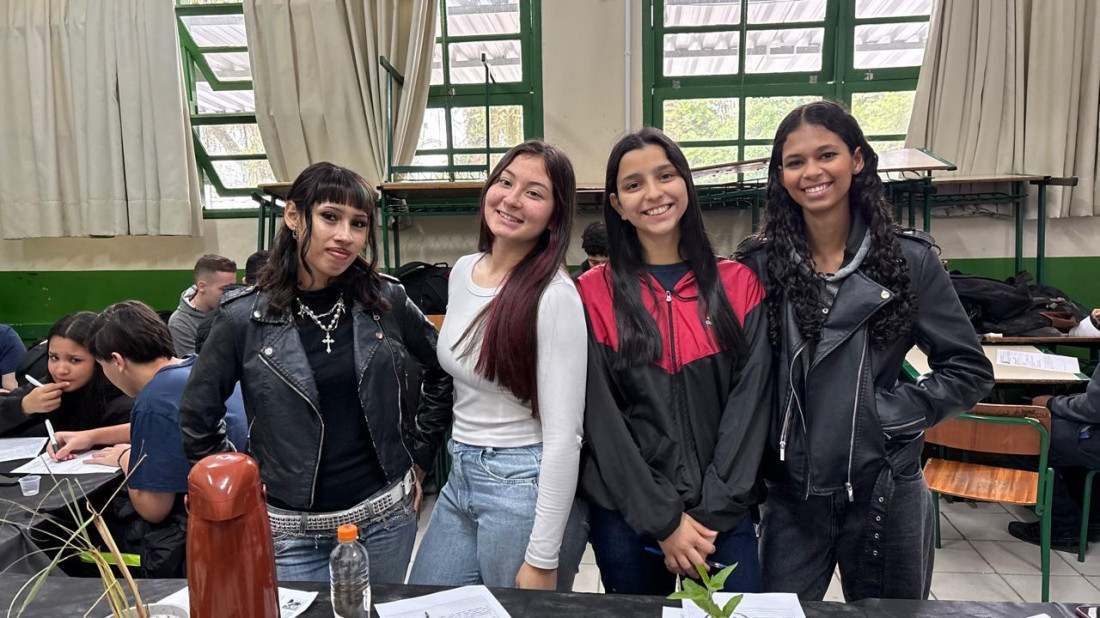Hon&oacute;rio Exposcience une ci&ecirc;ncia e pesquisa para a comunidade escolar