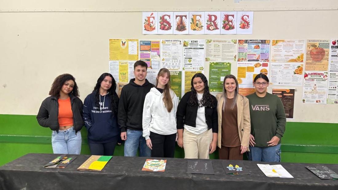 Hon&oacute;rio Exposcience une ci&ecirc;ncia e pesquisa para a comunidade escolar