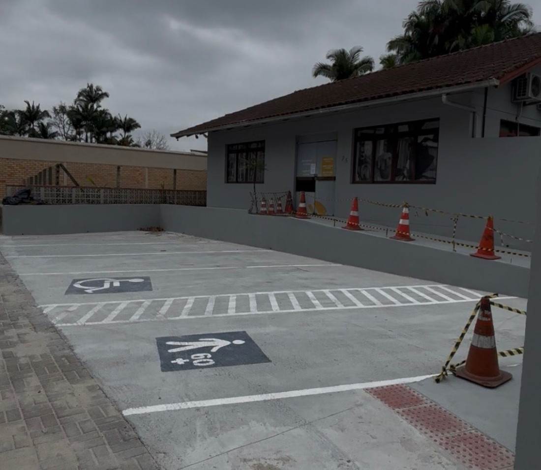 Celesc amplia vagas de estacionamento para atendimento aos consumidores em Gaspar
